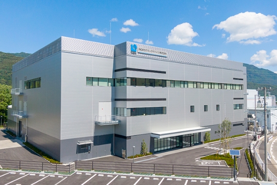 NGKセラミックデバイス富士吉田工場 社屋の写真